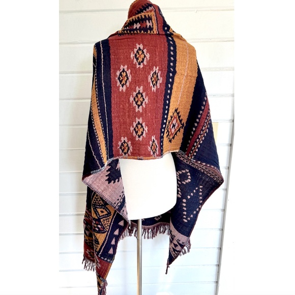 MADEWELL Large Tribal Ethnic Pattern Shawl Wrap - 88"L x 24"W - Picture 4 of 8